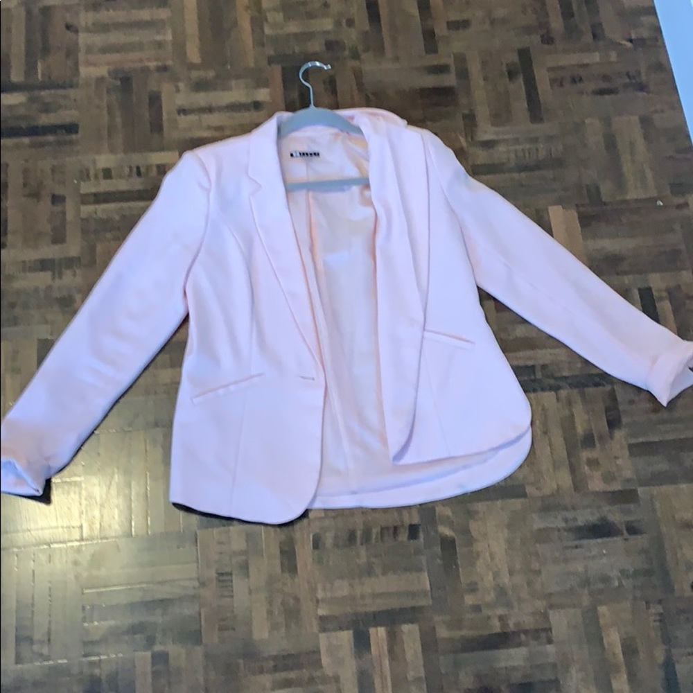 Pink structured blazer